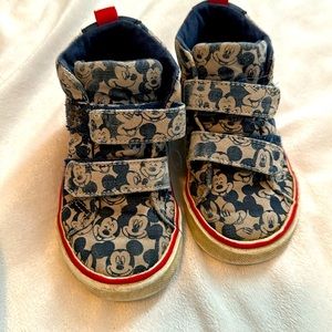 Baby Gap Mickey high tops sz 6